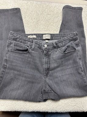 Universal Thread High Rise  Gray Skinny Slim Leg Jeans 14 / 32s